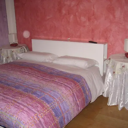 Bed & Breakfast Planet Bergamo