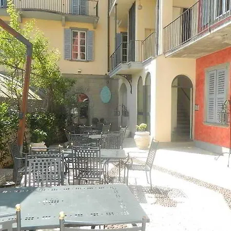 Planet Bed & Breakfast Bergamo